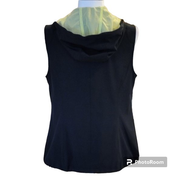 Chico's Zynergy UPF Black Hooded Vest with Mesh Zip Front NEW Sz 1 (Med) - Picture 8 of 14